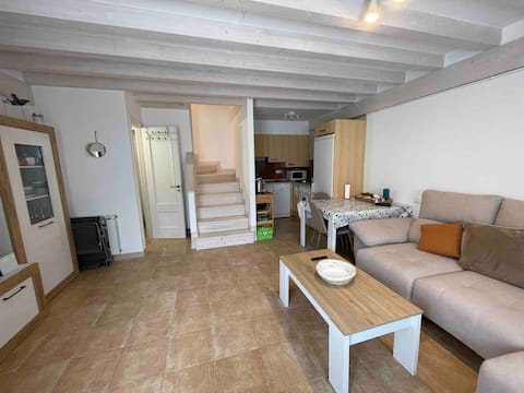 Mountain house with seasonal pool