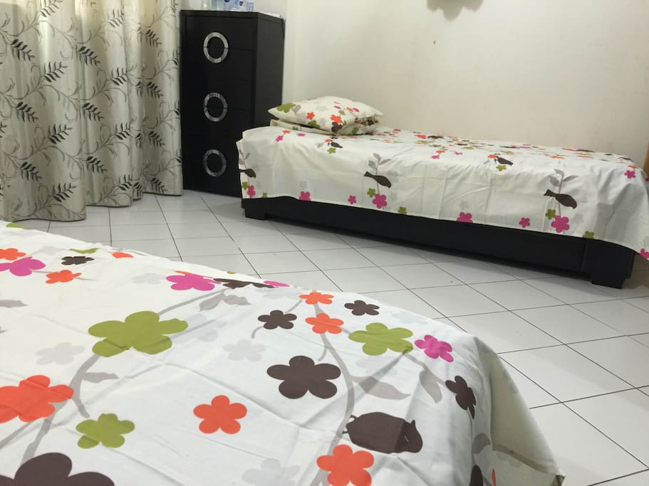 ROOM:Twin bed with medicated mattress or if you are couple simply join the two twin beds to make a King size bed in bedroom2 or if you are alone you can make one twin bed into a sofa. Bedroom 2 does not have a study table. Suitable for couple or 2 bachelors.