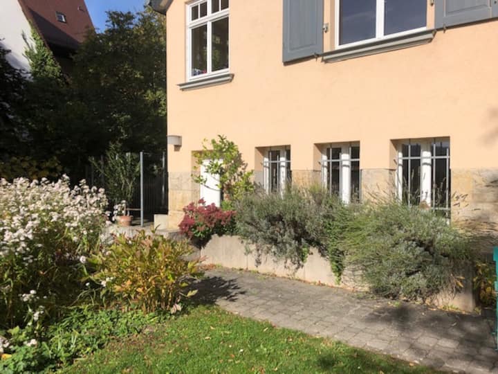 Attractive studio in Jena's villa district Apartments for Rent in