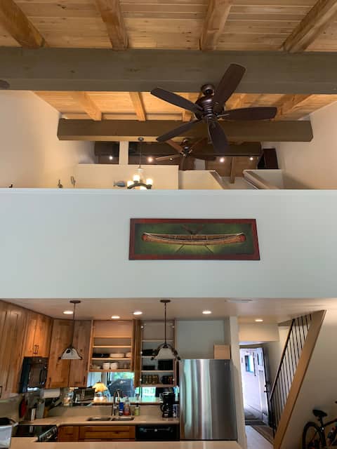 Pristine mountain retreat right by the beach!