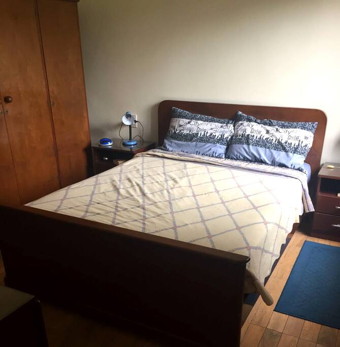 Cama matrimonial