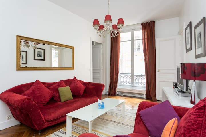 Quiet Apartment in the Heart of Paris