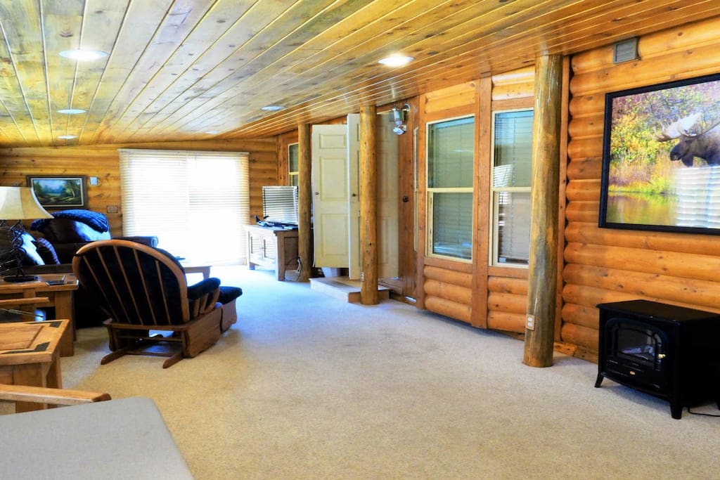 Large CO Room or addition with sleeper sofa