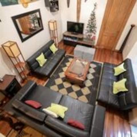 Propiedad de Airbnb exitosa: Historic San Telmo 2-3 BR w Modern Amenities en San Telmo