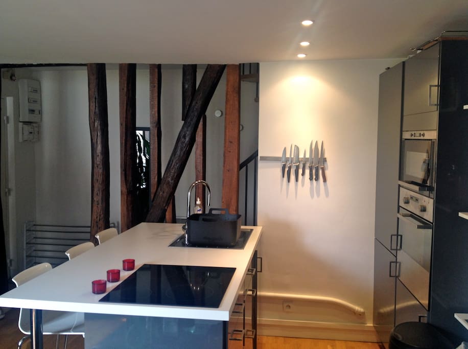 Opened kitchen with bar