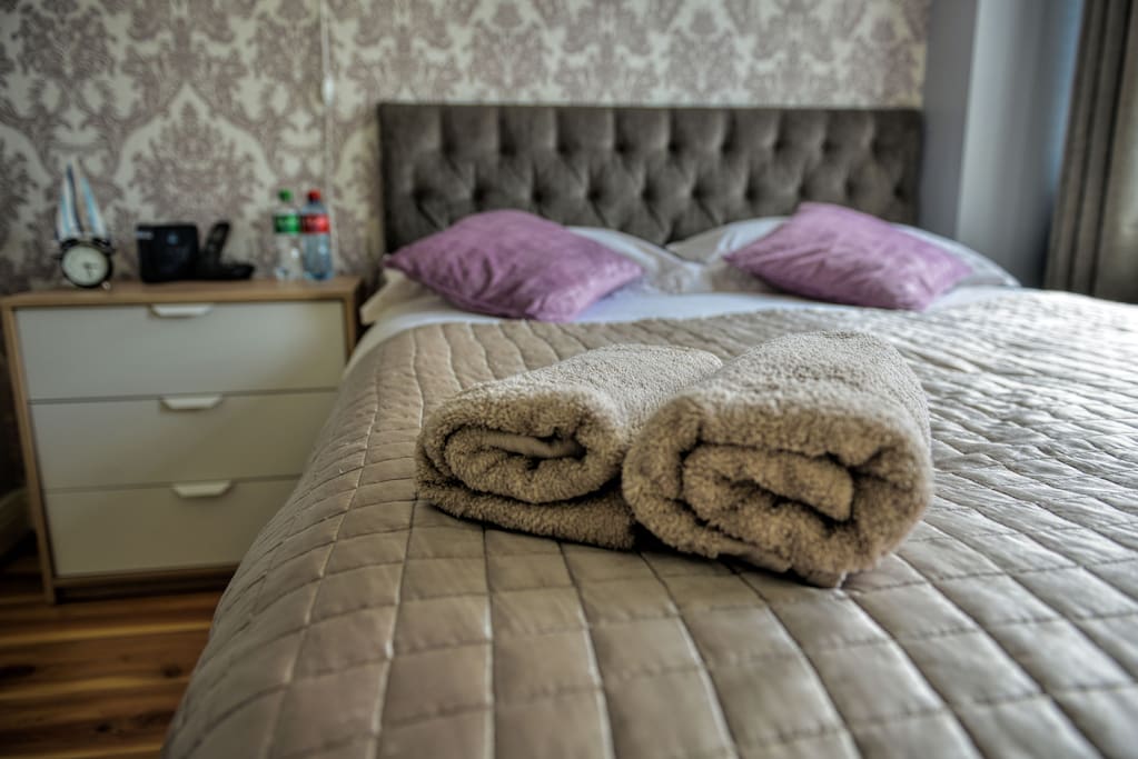 100 % Egyptian cotton linen