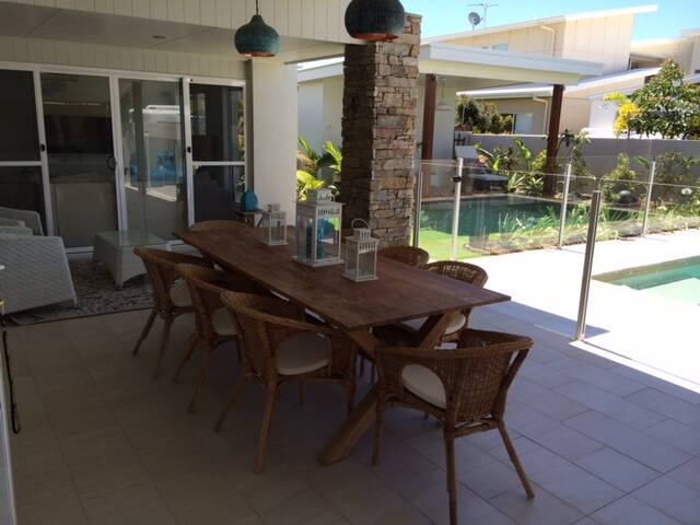 Summer On Avoca Holiday House. Pets / location + gallery image 4