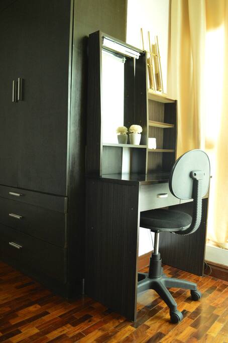 Vanity/Workspace