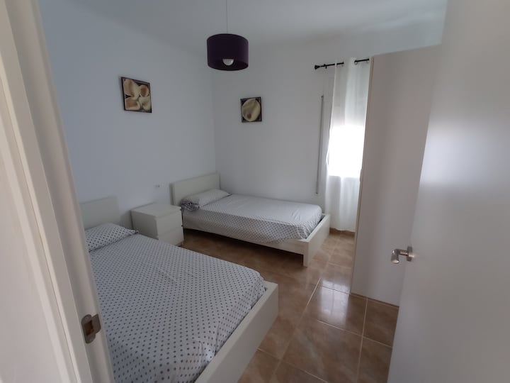 Chumba cha Vitanda Viwili 