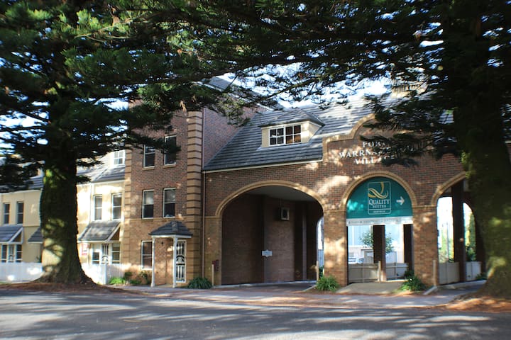 Pertobe Rd Beach House gallery image 2