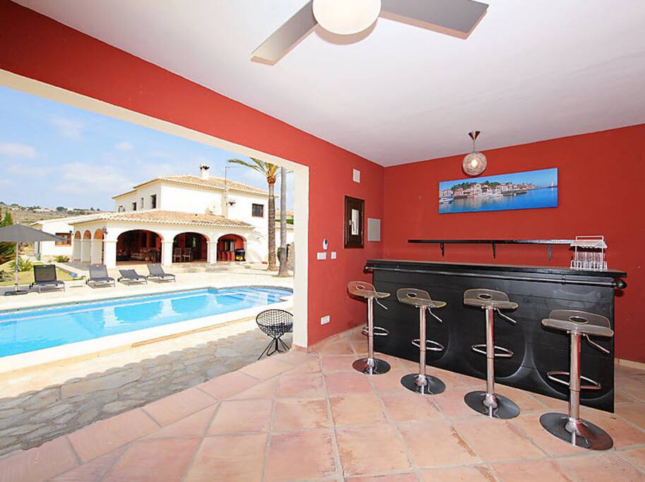 Pool House