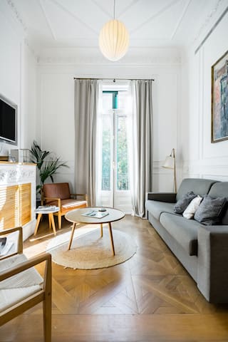 Luxury Apartment on Valencia Street gallery image 3