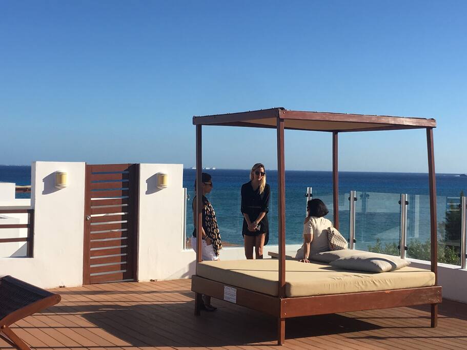 STUNNING ROOFTOP CABANAS OCEAN VIEW