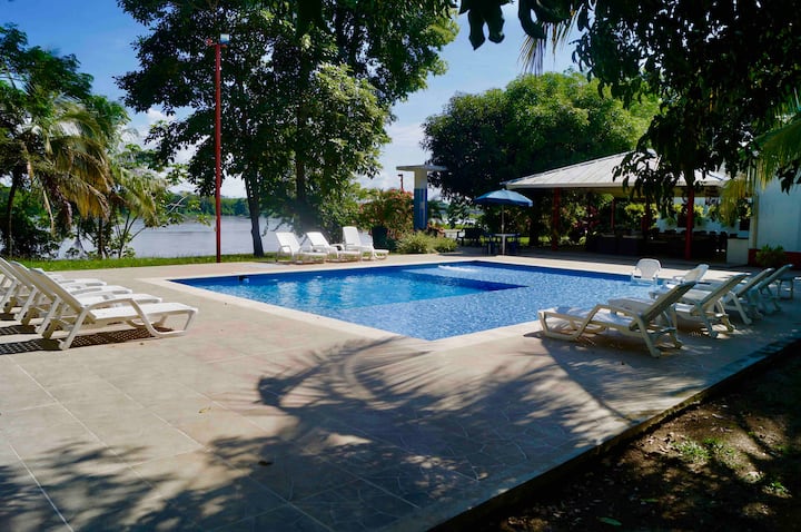 villa puerto triunfo doradal parque