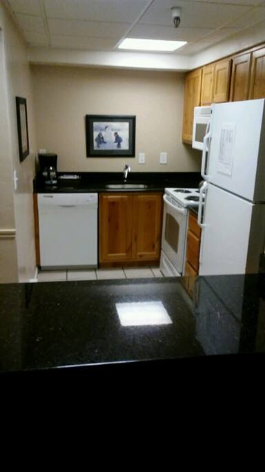 Complete kitchen