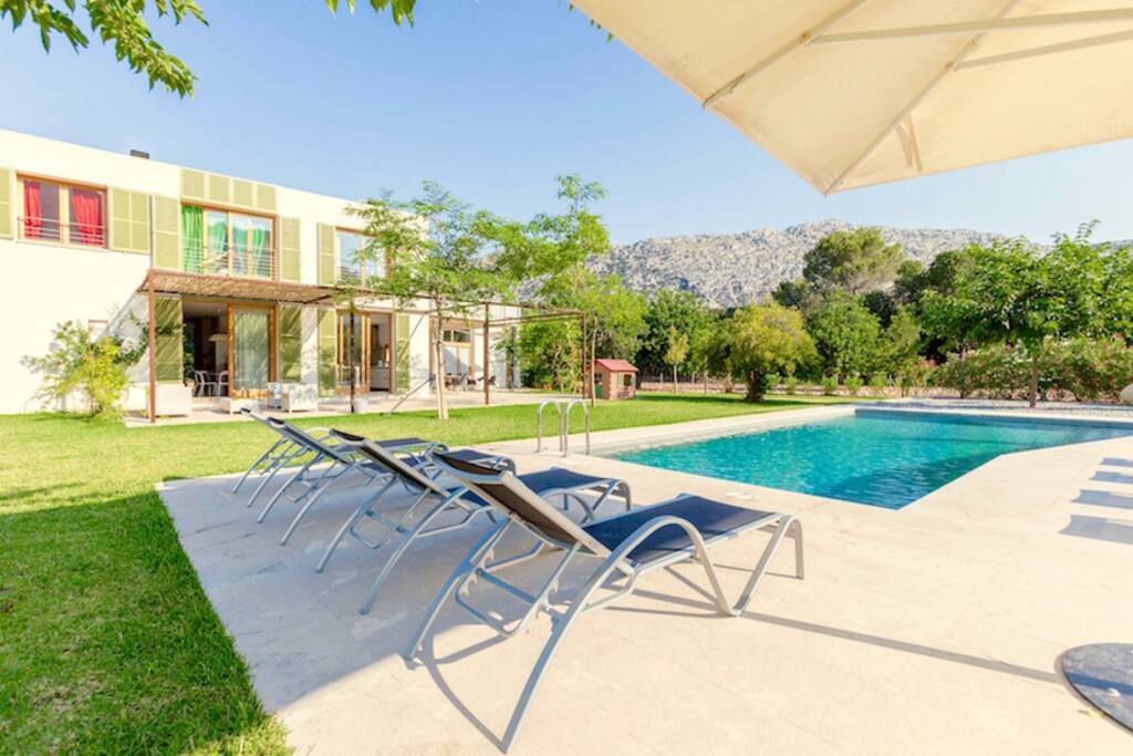 Villa view and pool