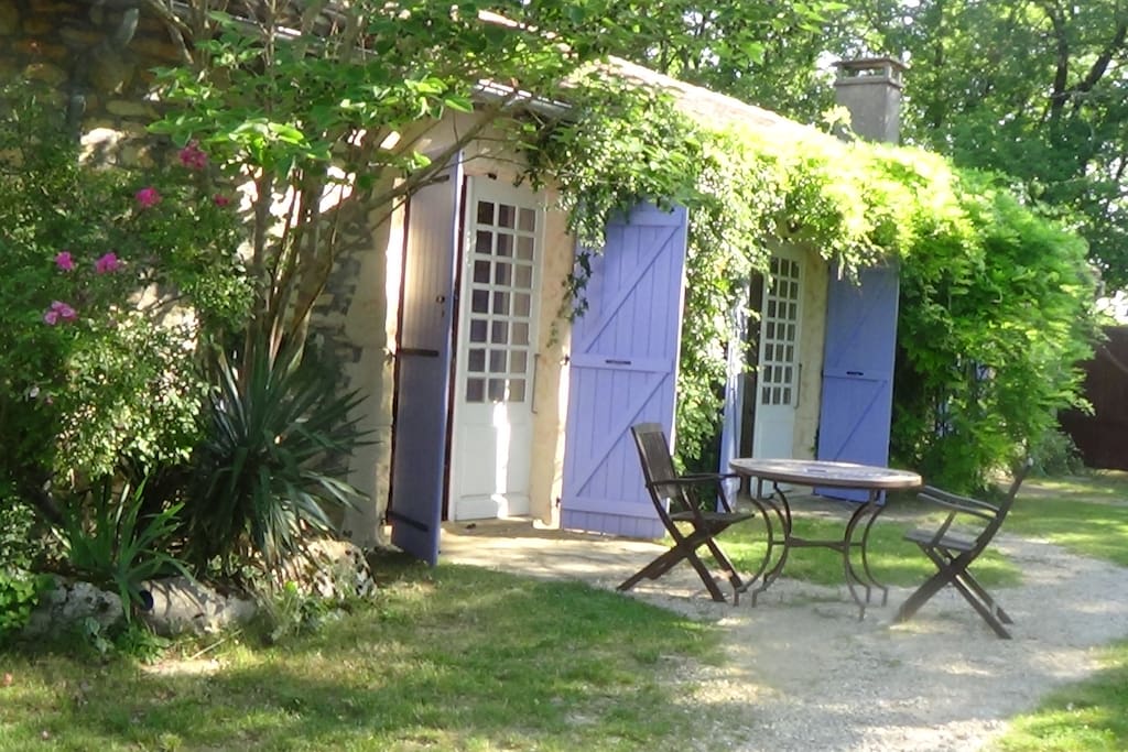 accès chambre coté jardin