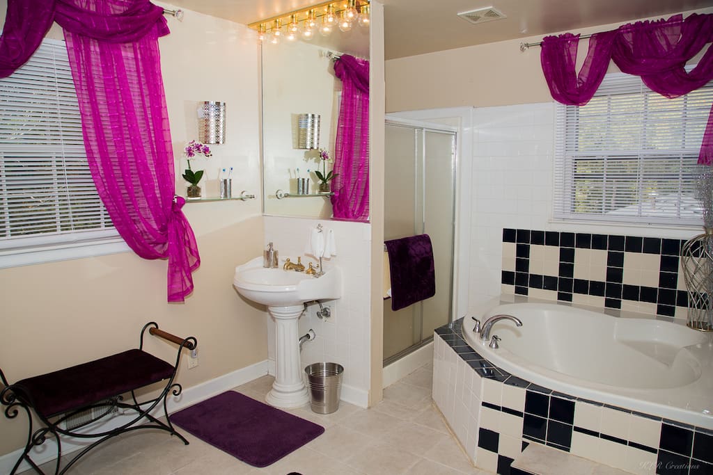 Soothe your senses in airy, huge Master Bath Soak in our luxury Garden tub with room for 2.