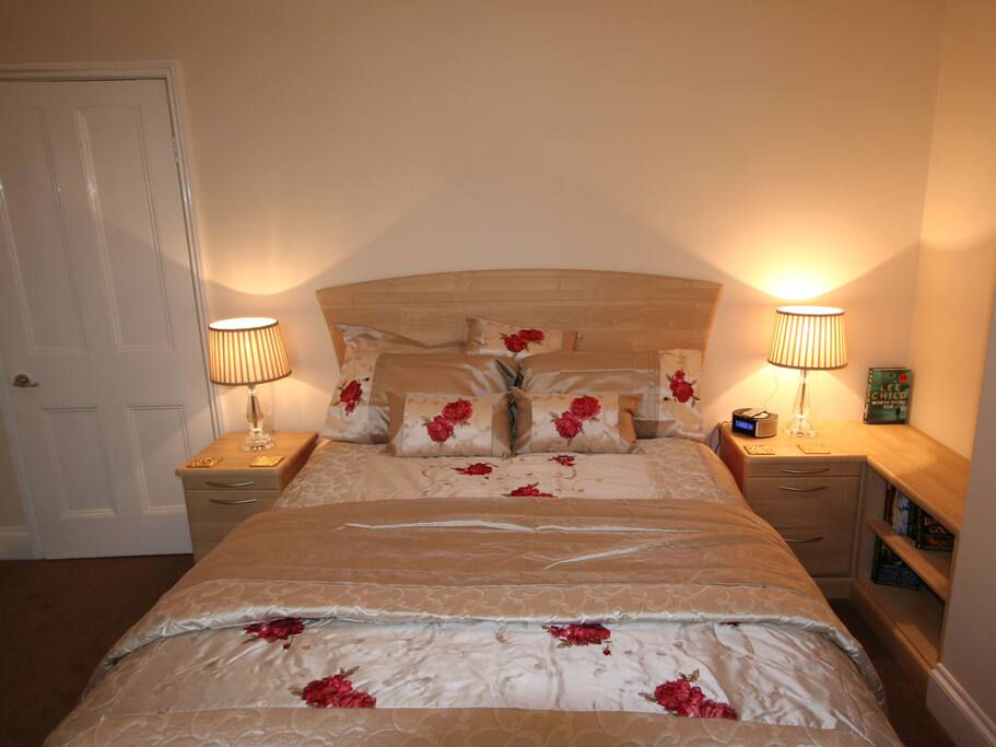 English king size bed
