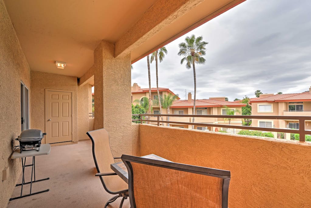Enjoy the incredible views and warm weather all from the comfort of your covered patio with gas grill.
