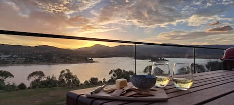 Jamast Alpine Lake Guest House + Sauna