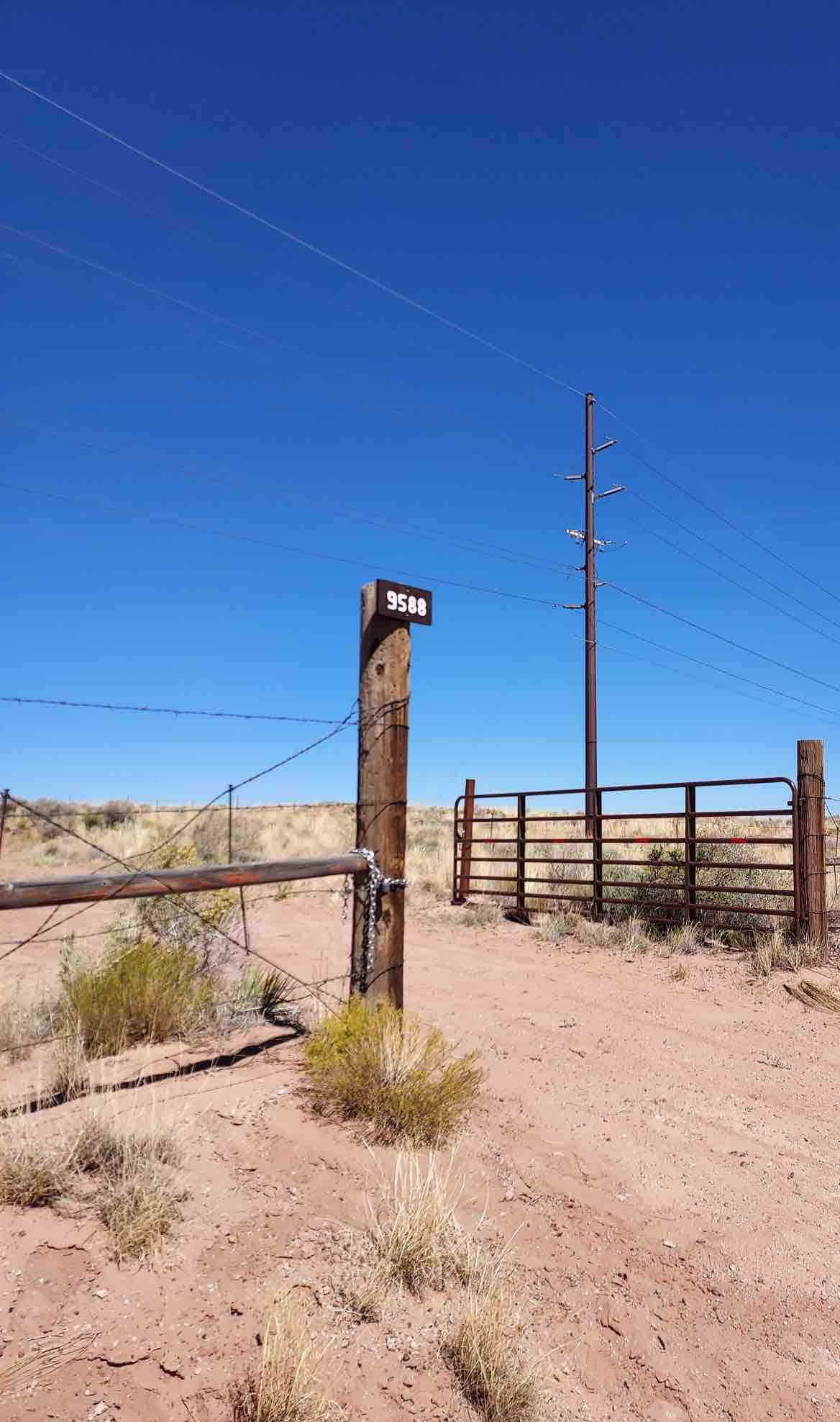 Campfire Adventure Ranch @ Petrified Forest AZ - Cabins for Rent