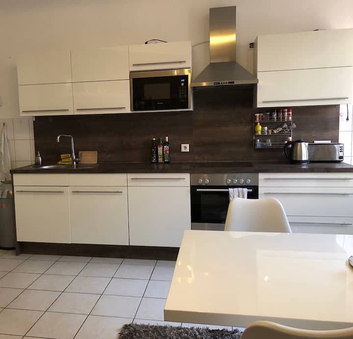 Gemütliche Wohnung, Nähe Messe, In Pempelfort - Neuss