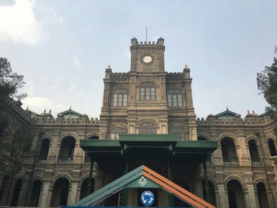 这是大院里的国家级文物,段祺瑞执政府旧址。