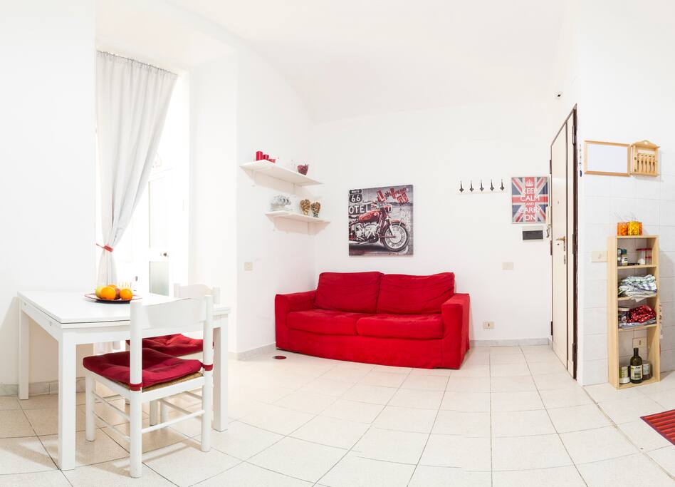 Enter this lovely rock 'n' roll living room!