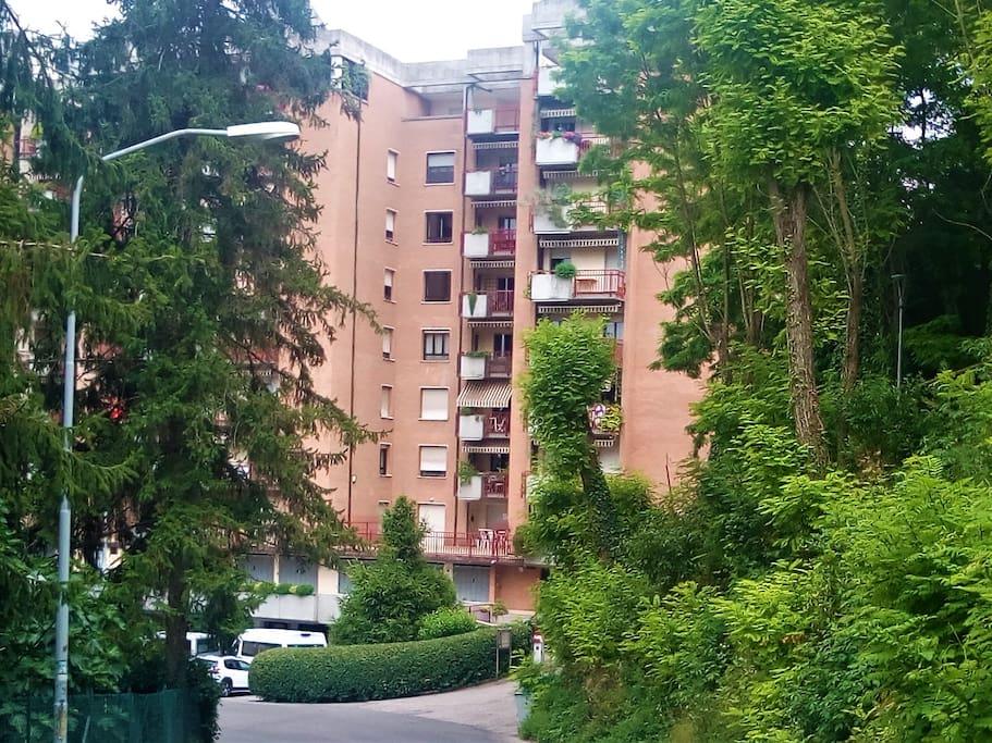 La facciata del condominio