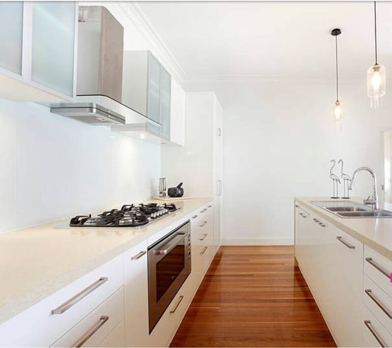 Fully equipped kitchen