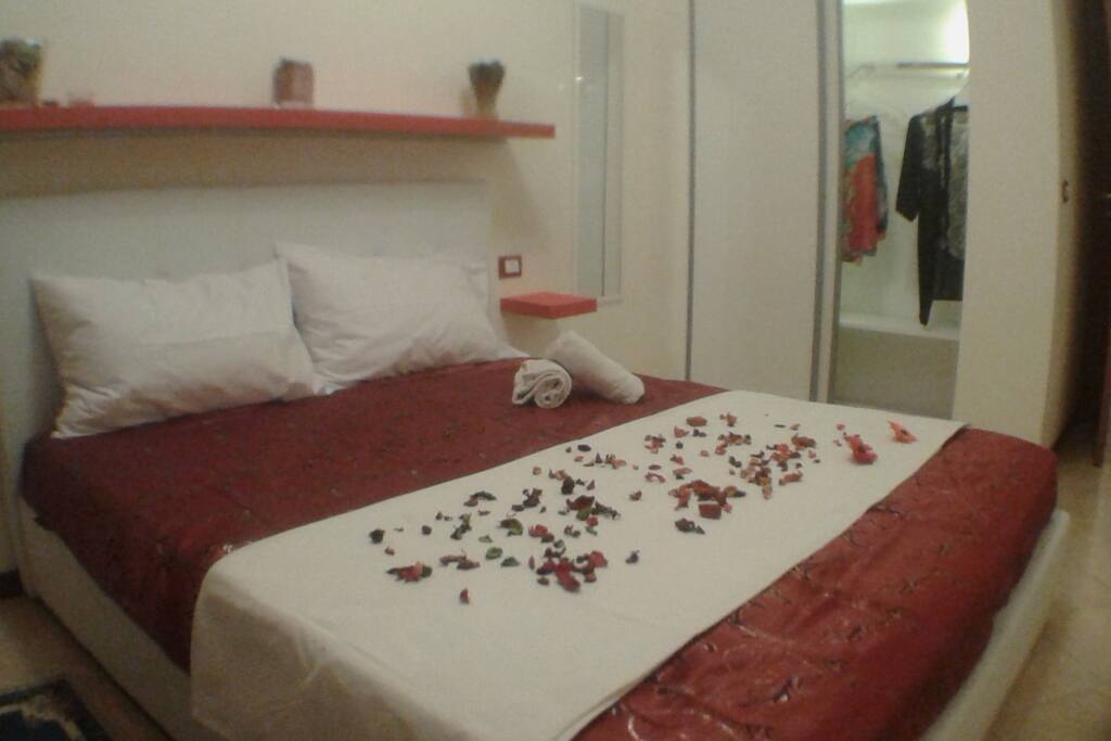 Bed room