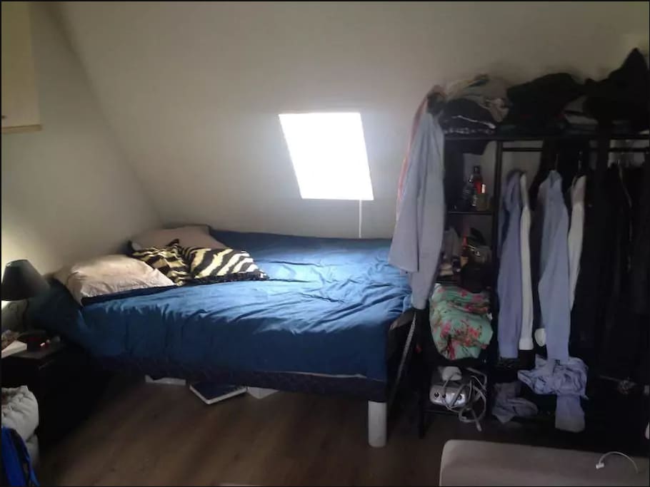 New 160x200 bed