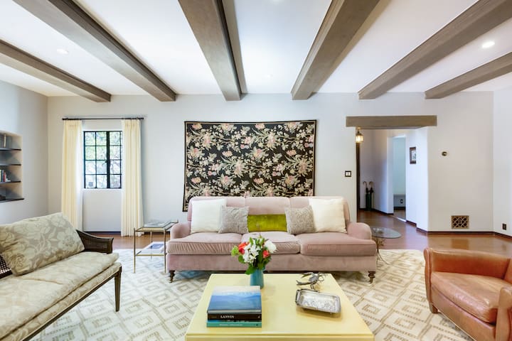 Private, Enchanting Home near Chateau Marmont