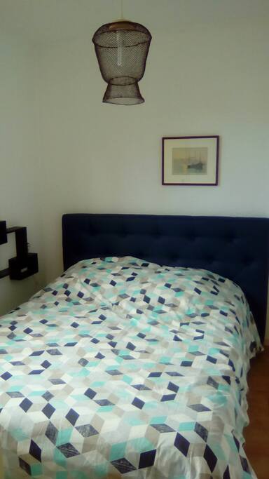 Chambre lit 140