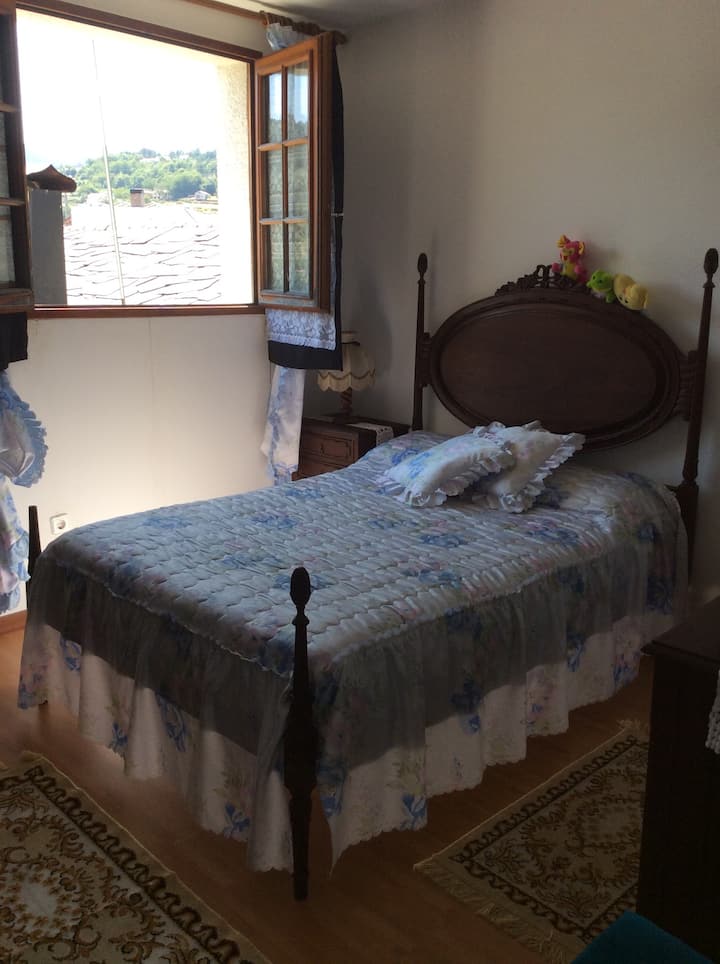 Spavaća soba 1