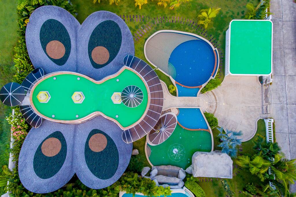 THE VILLA FROM THE SKY