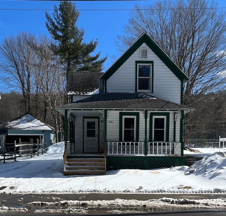 Old Vacation Rentals & Homes New York, United States Airbnb