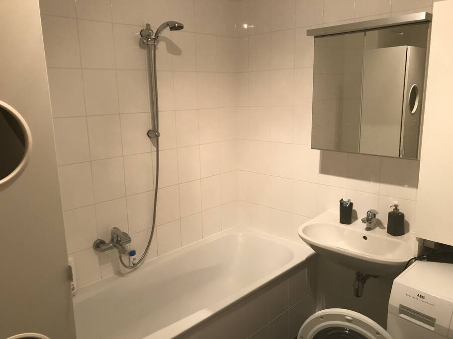 bath & toilet