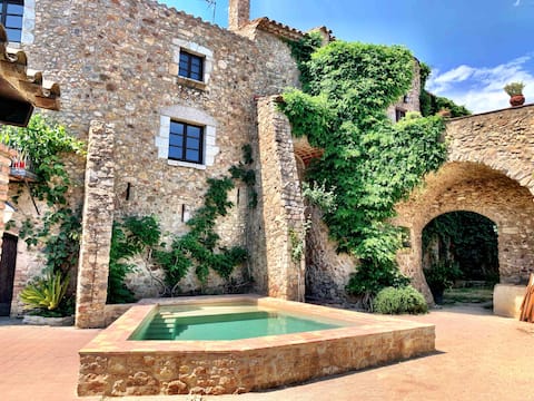 Racons del Fort: Castle for 22 people