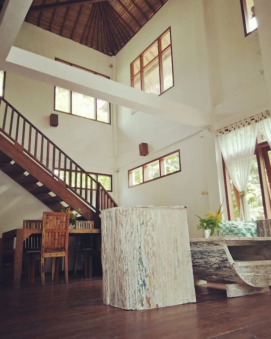 Spacious livingroom, your bedroom is located on the first floor