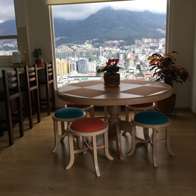 Dining with great view of Quito