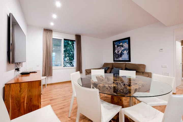 Autèntic Monumental P1