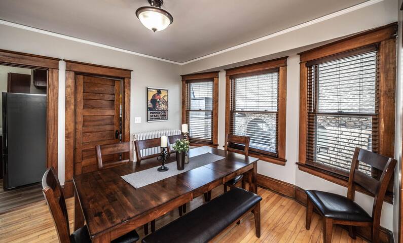 Charming Parkview 4BR 2BA StateFair Fenced Yard gallery image 3