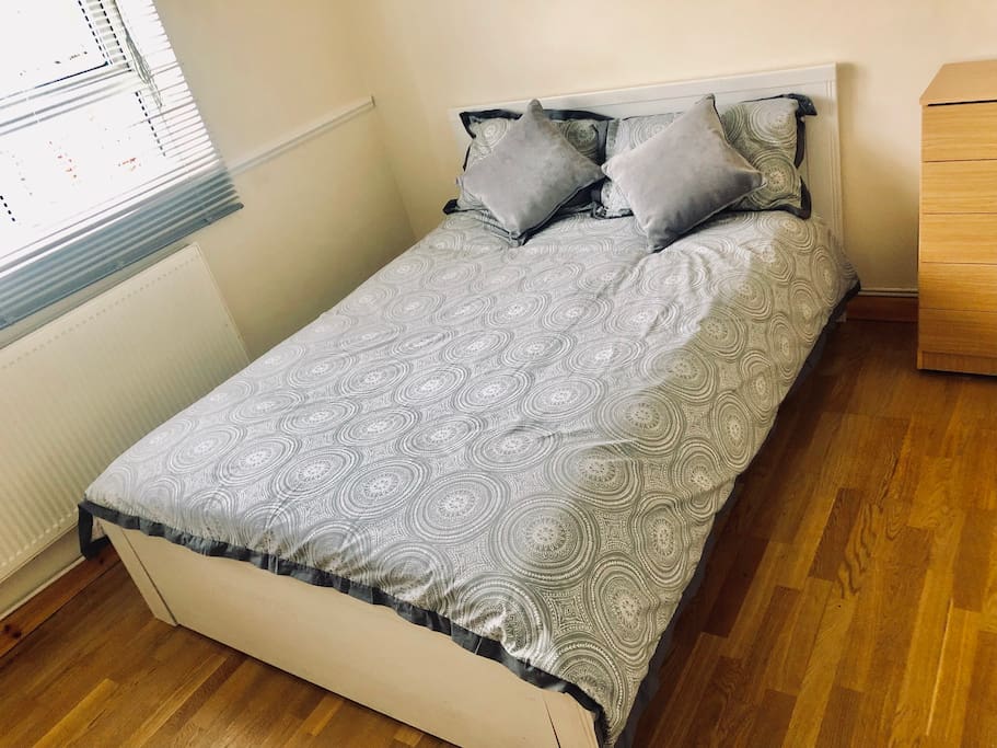 Double Room (D)