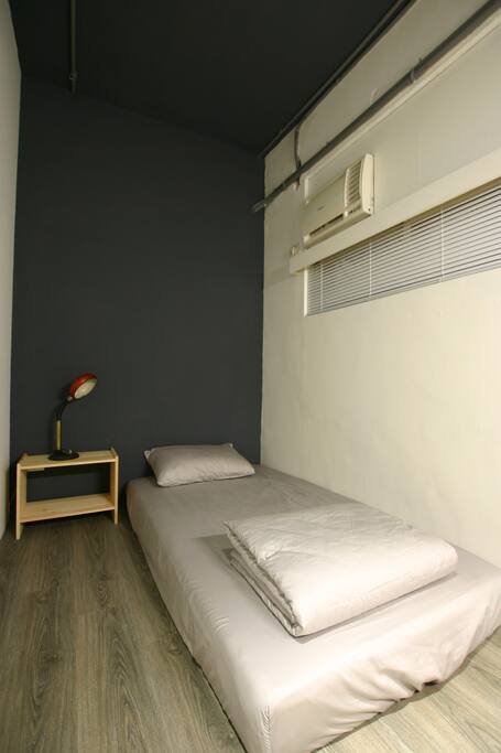 ROOM B for single bed 單人房
