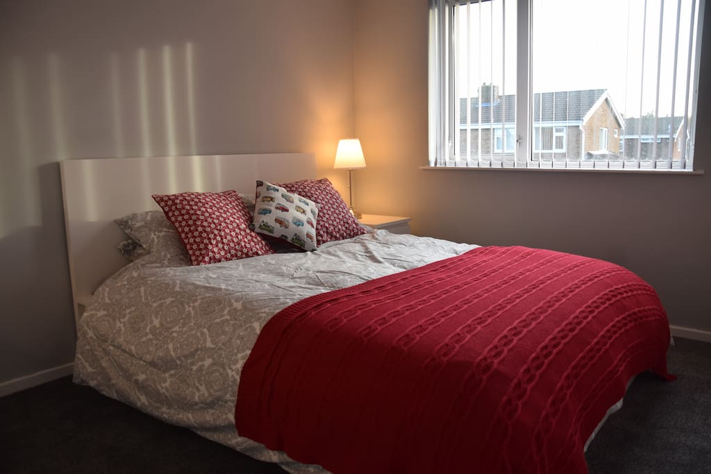 Comfy king size with memory foam mattress