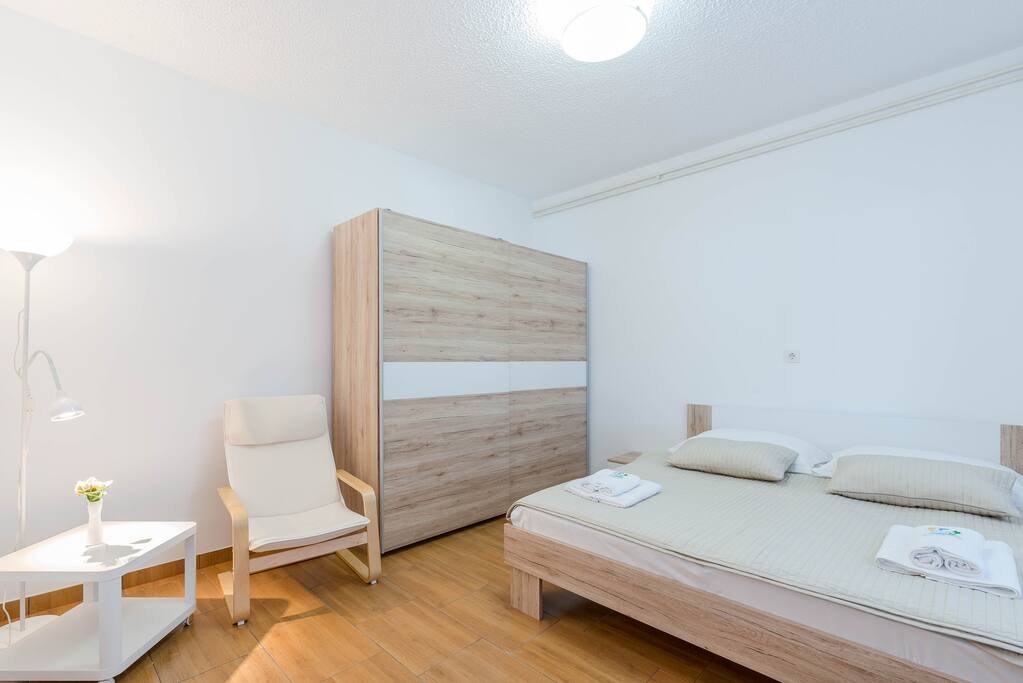 Room 1