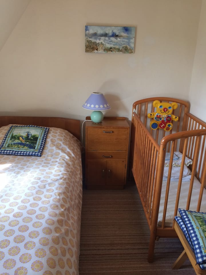 Еднокреветната соба