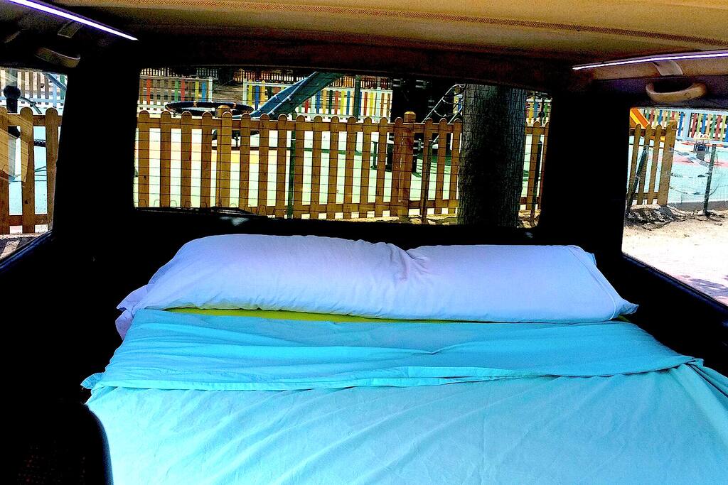 CAMA VISCOLATEX, ALMOHADA Y SABANAS DE ALGODON 100%